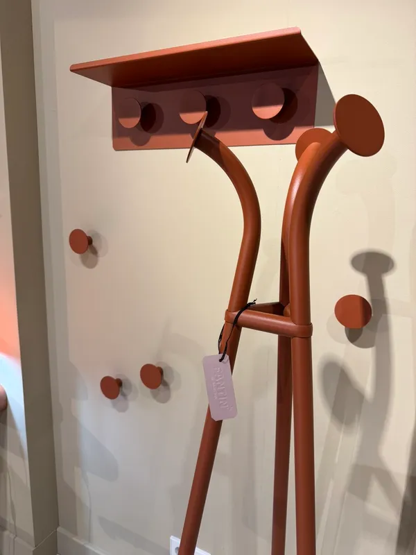 Hug Accessoires gallery image 1